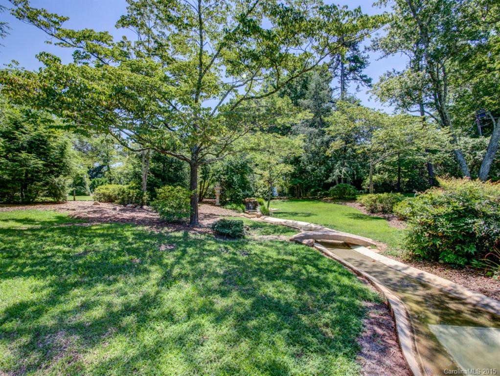 625 Brackenbury Lane Charlotte NC 28270