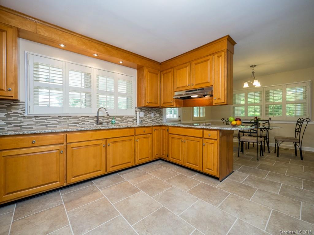 625 Brackenbury Lane Charlotte NC 28270