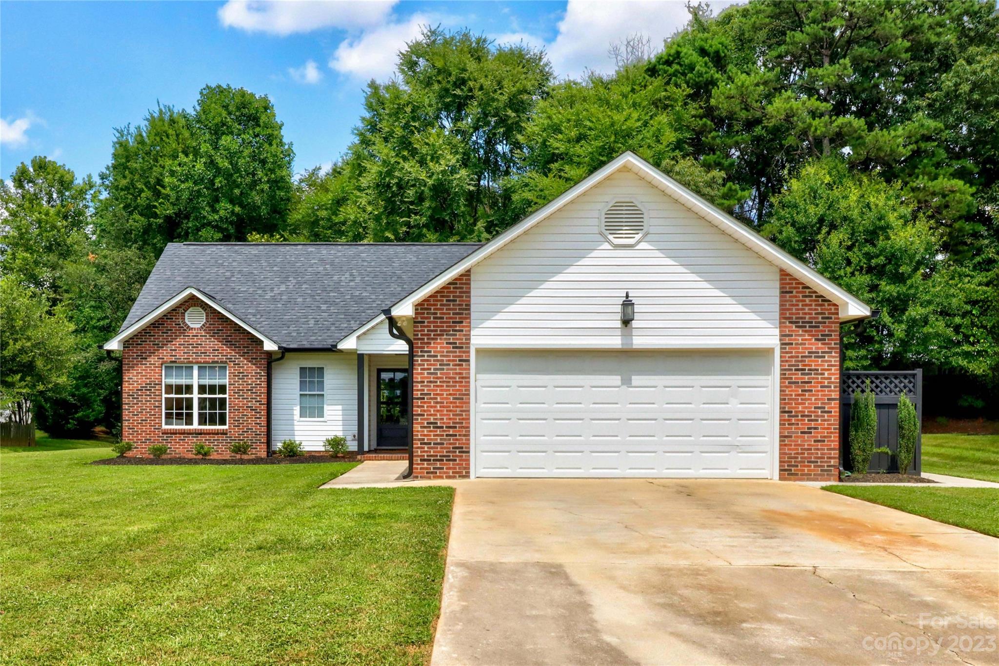 611 Emerson Drive Mooresville NC 28115