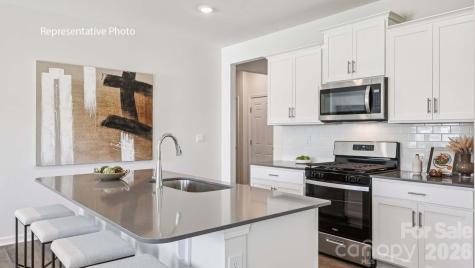 3003 Arundel Court Maiden NC 28650