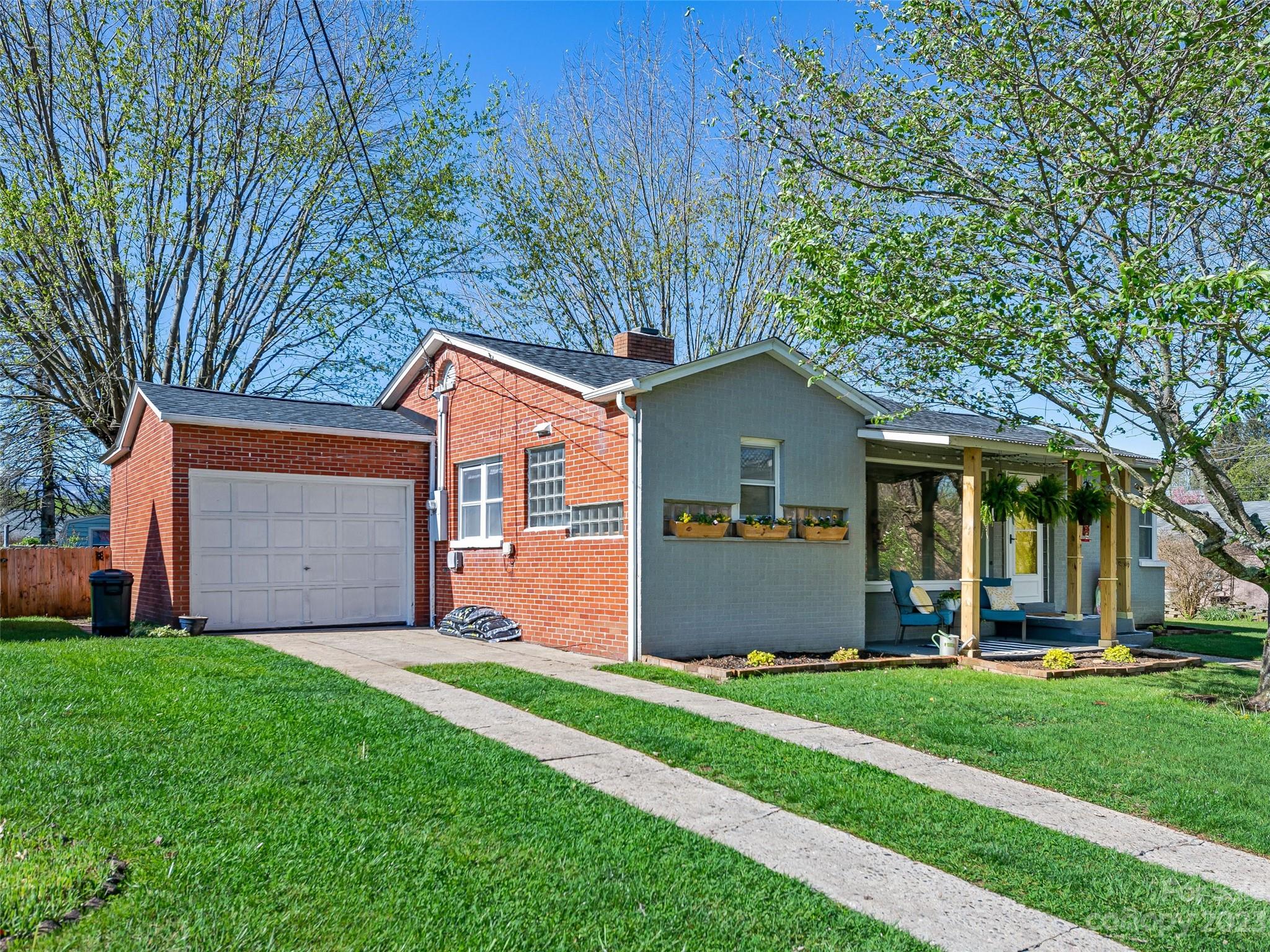 46 Wood Lily Drive Canton NC 28716