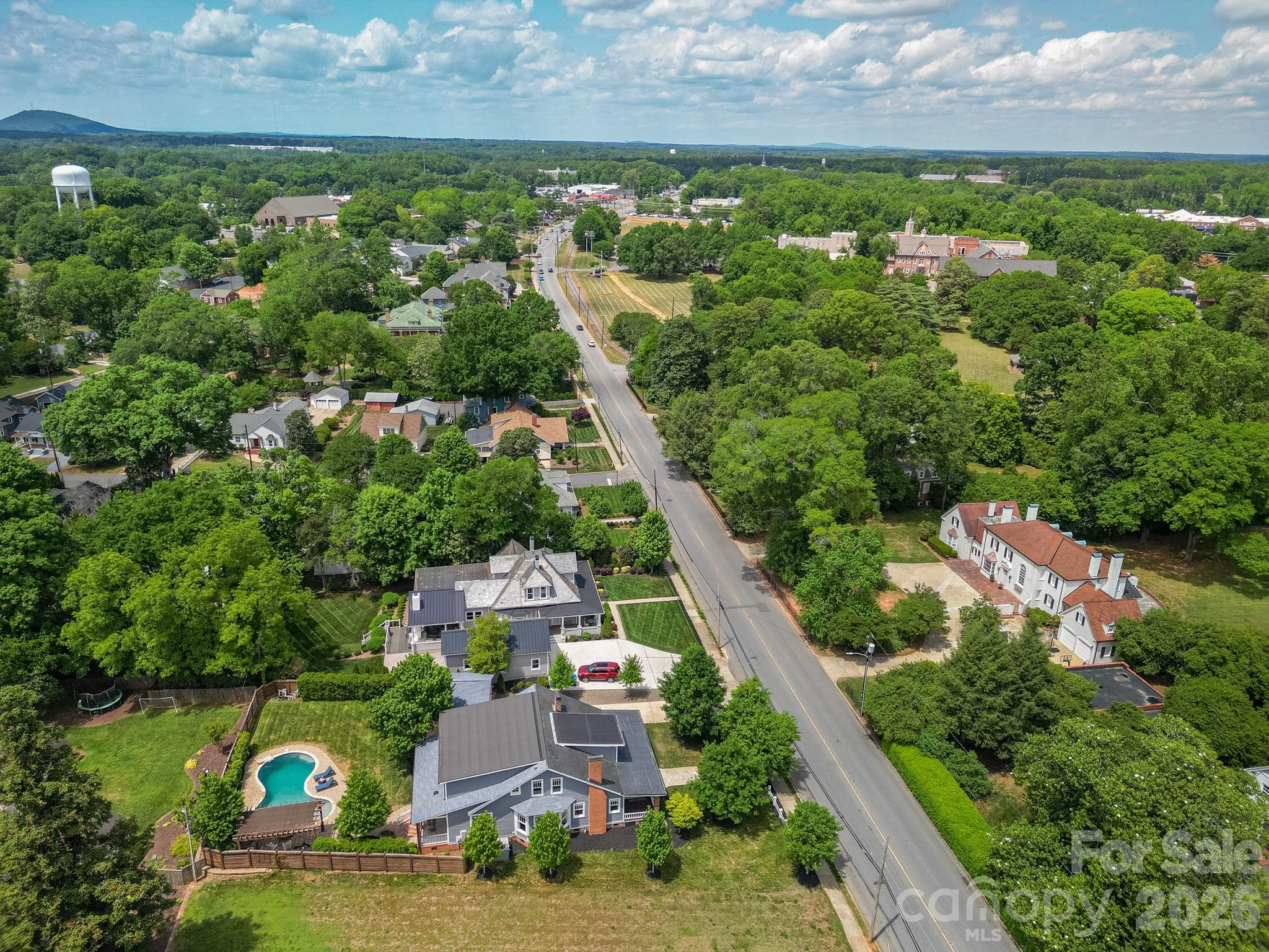 307 N Main Street Belmont NC 28012
