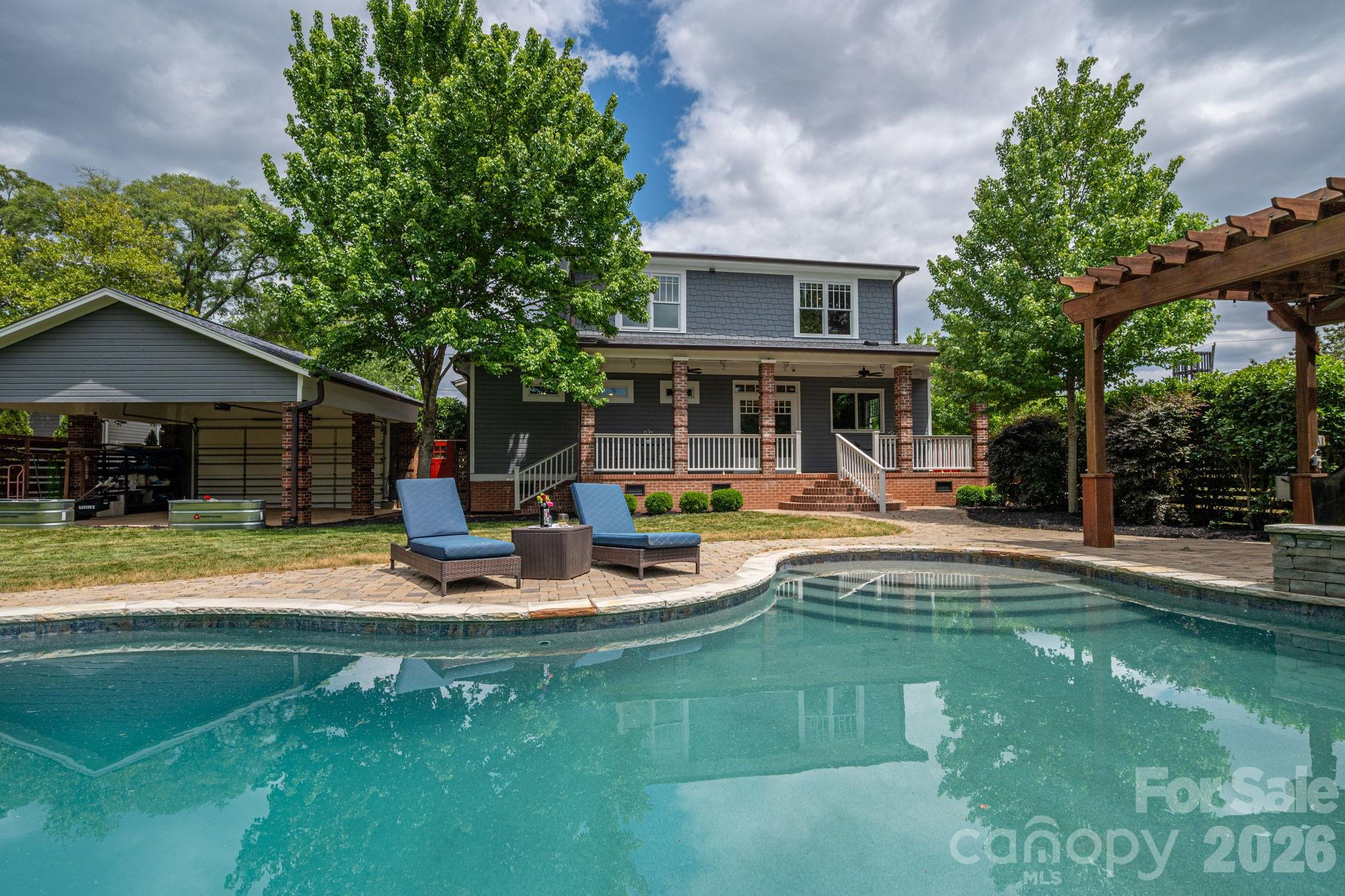 307 N Main Street Belmont NC 28012