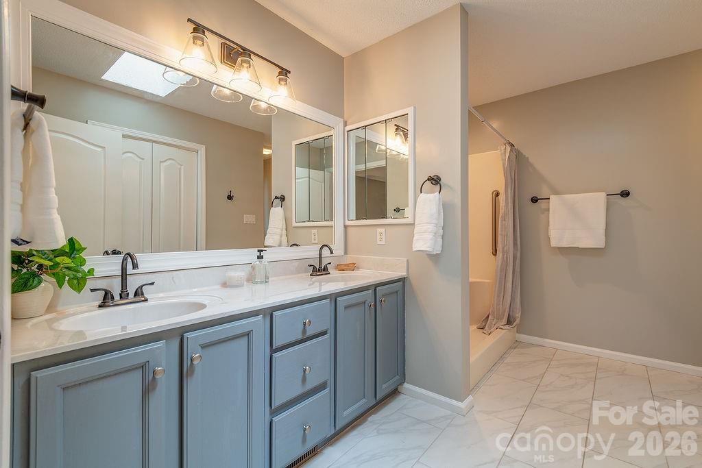 70 Forest Lake Drive Asheville NC 28803