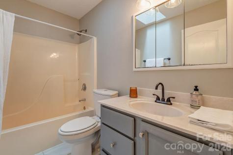 70 Forest Lake Drive Asheville NC 28803