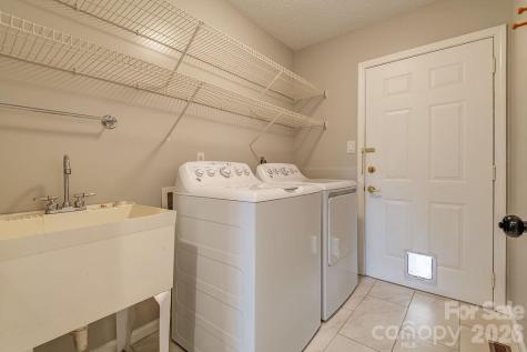 70 Forest Lake Drive Asheville NC 28803