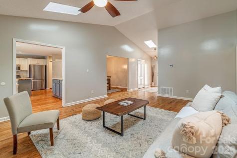 70 Forest Lake Drive Asheville NC 28803