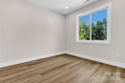 19 Lamar Avenue Asheville NC 28803