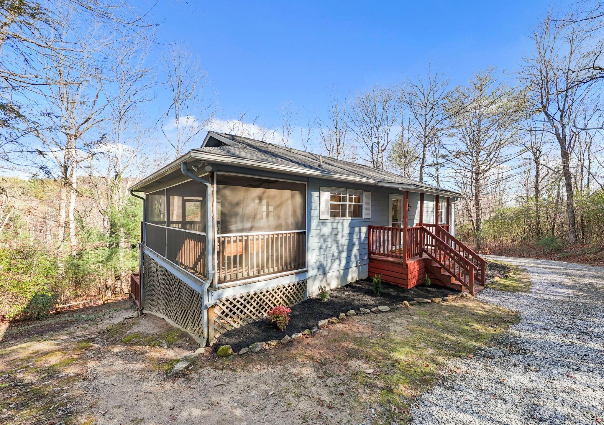 124 Flat Creek Drive Lake Toxaway NC 28747
