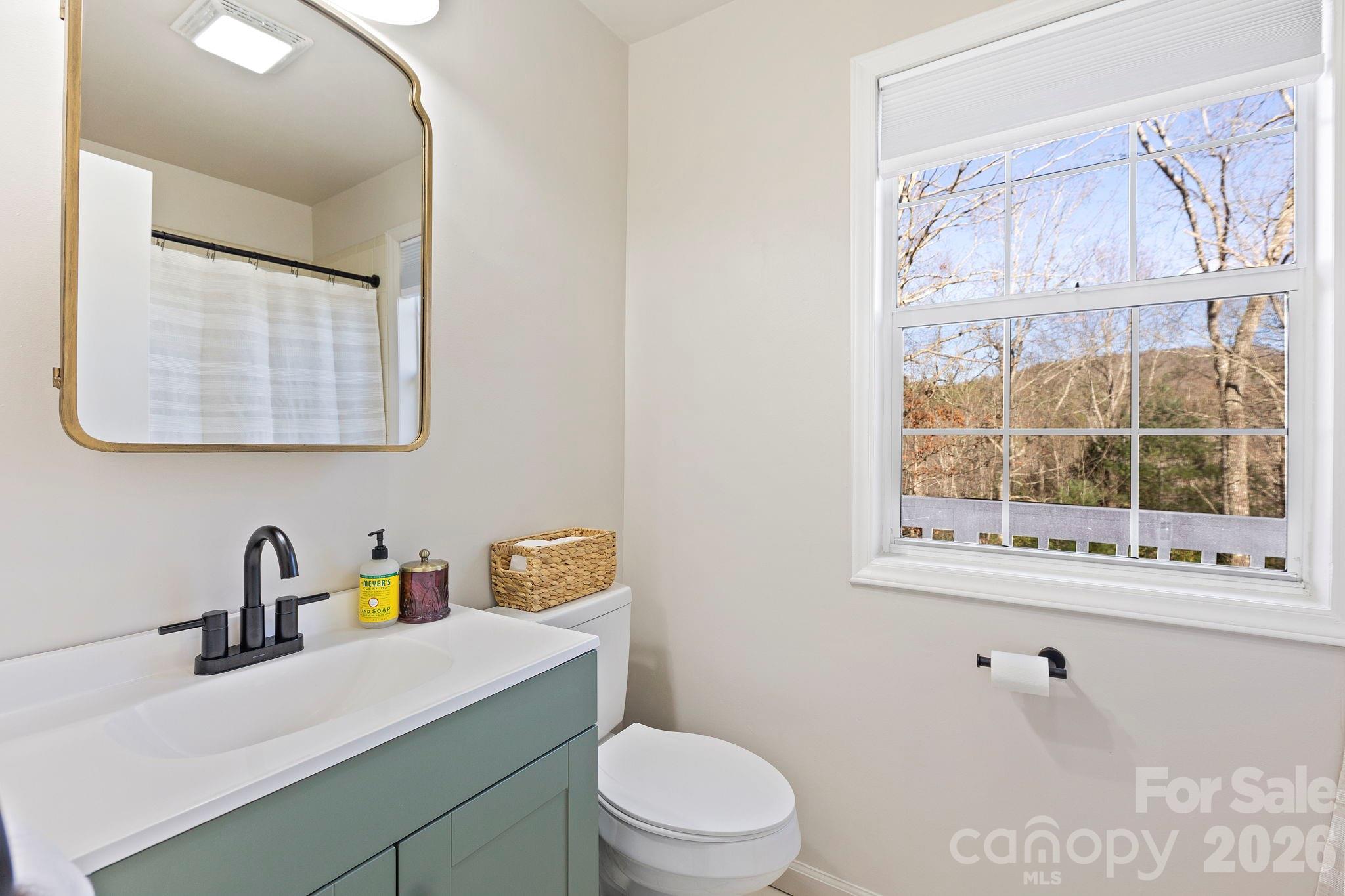124 Flat Creek Drive Lake Toxaway NC 28747