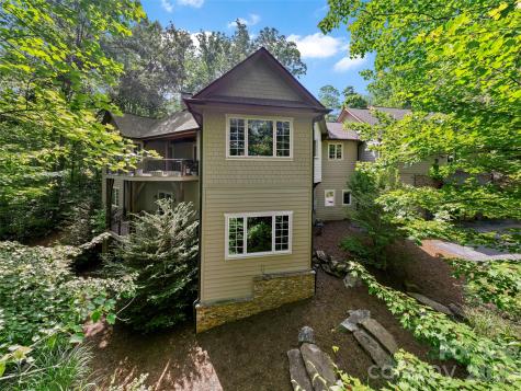 672 Walnut Valley Parkway Arden NC 28704