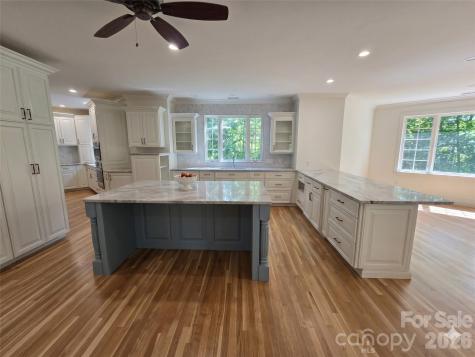672 Walnut Valley Parkway Arden NC 28704