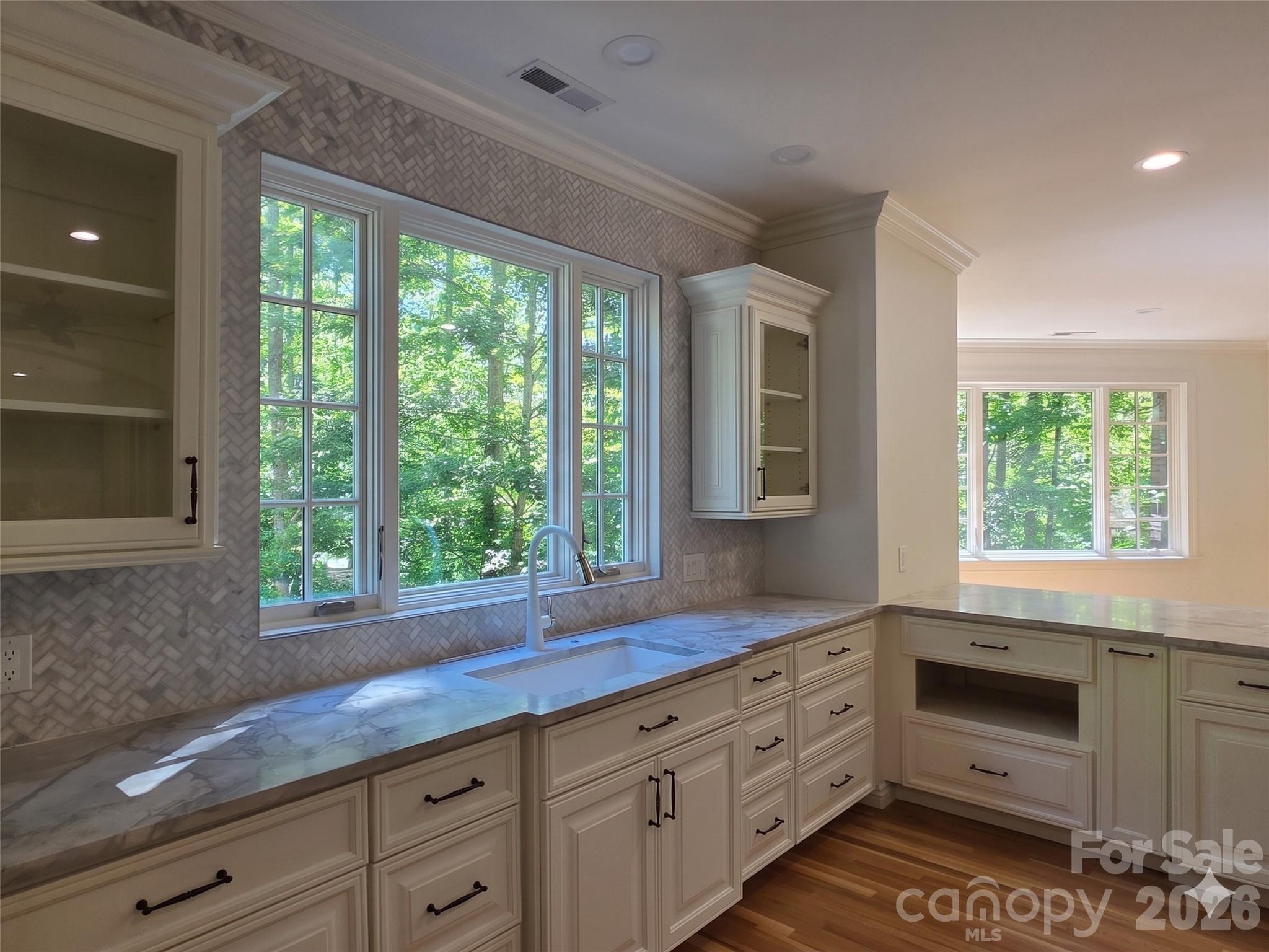 672 Walnut Valley Parkway Arden NC 28704
