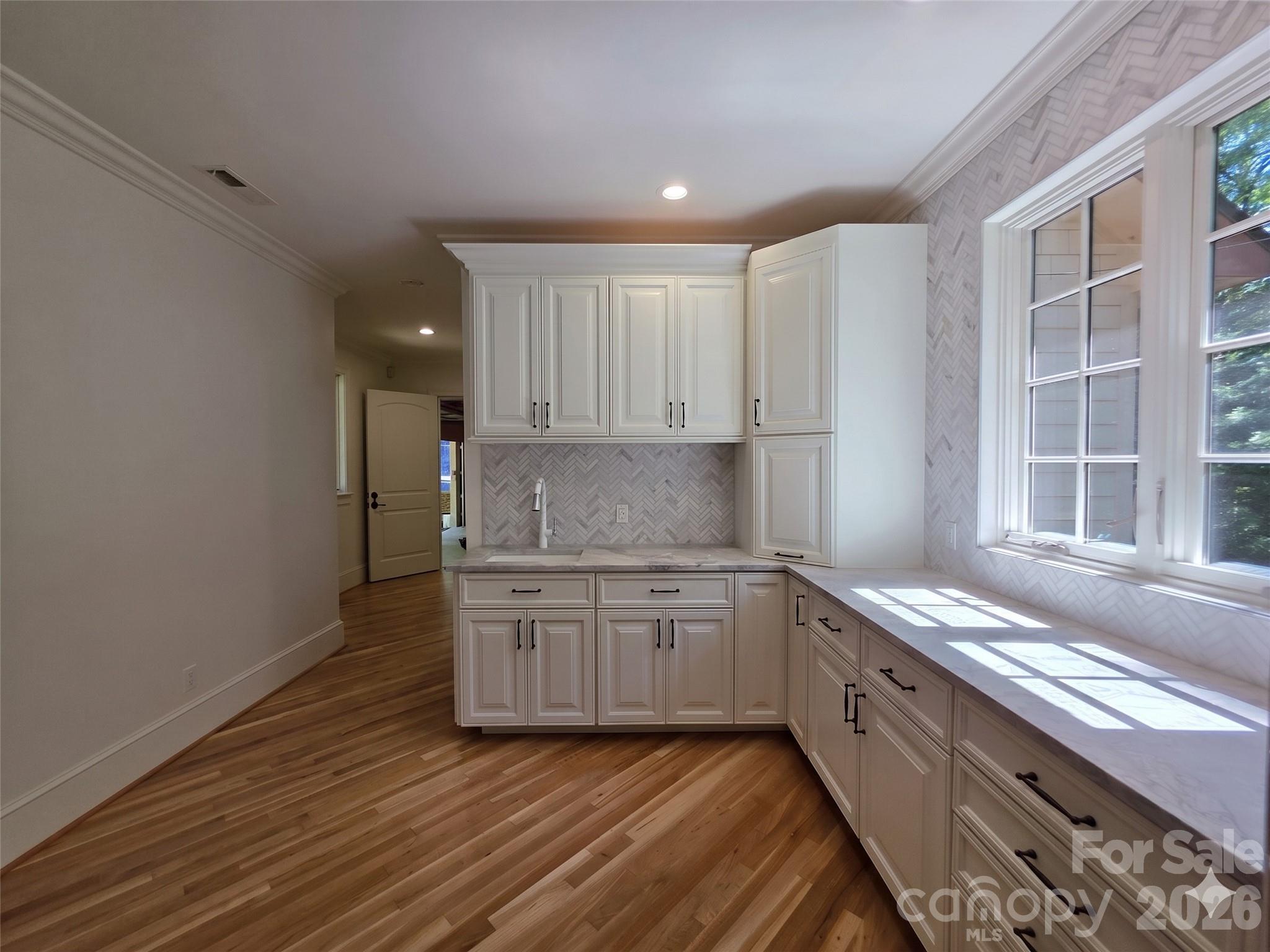 672 Walnut Valley Parkway Arden NC 28704