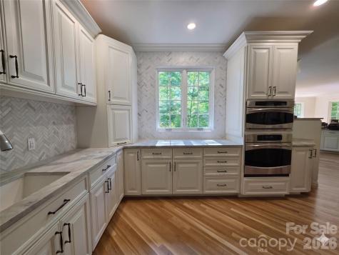 672 Walnut Valley Parkway Arden NC 28704