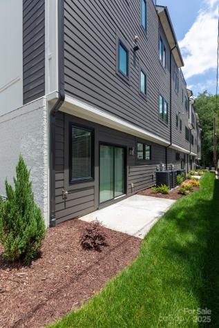 4203 Walker Road Charlotte NC 28211