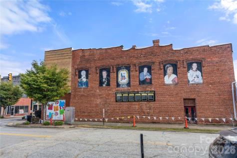 463 W Barr Street Lancaster SC 29720