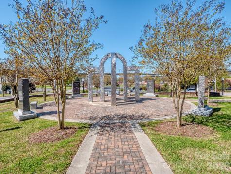 463 W Barr Street Lancaster SC 29720