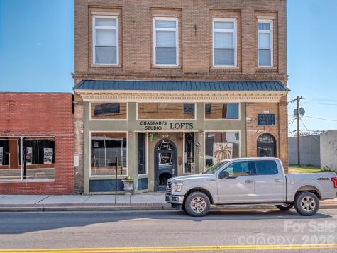463 W Barr Street Lancaster SC 29720