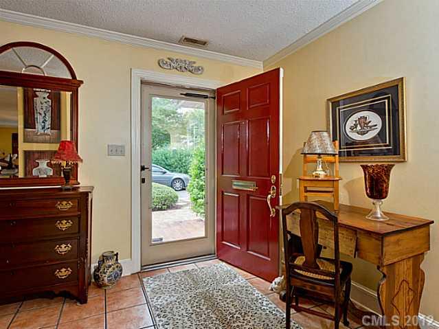 2725 Sharon Road Charlotte NC 28211