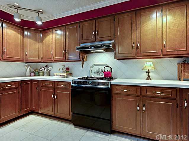 2725 Sharon Road Charlotte NC 28211