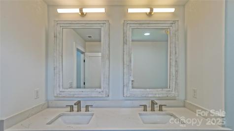 5511 Milhaven Lane Charlotte NC 28269