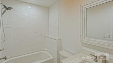 5511 Milhaven Lane Charlotte NC 28269