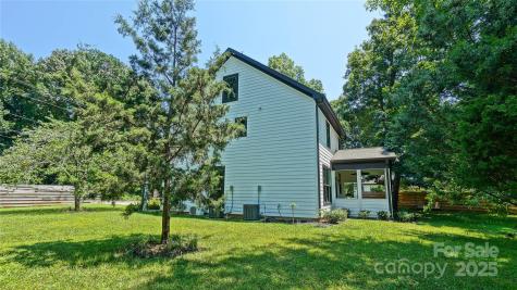 5511 Milhaven Lane Charlotte NC 28269