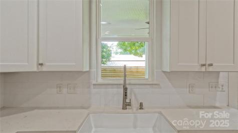 5511 Milhaven Lane Charlotte NC 28269