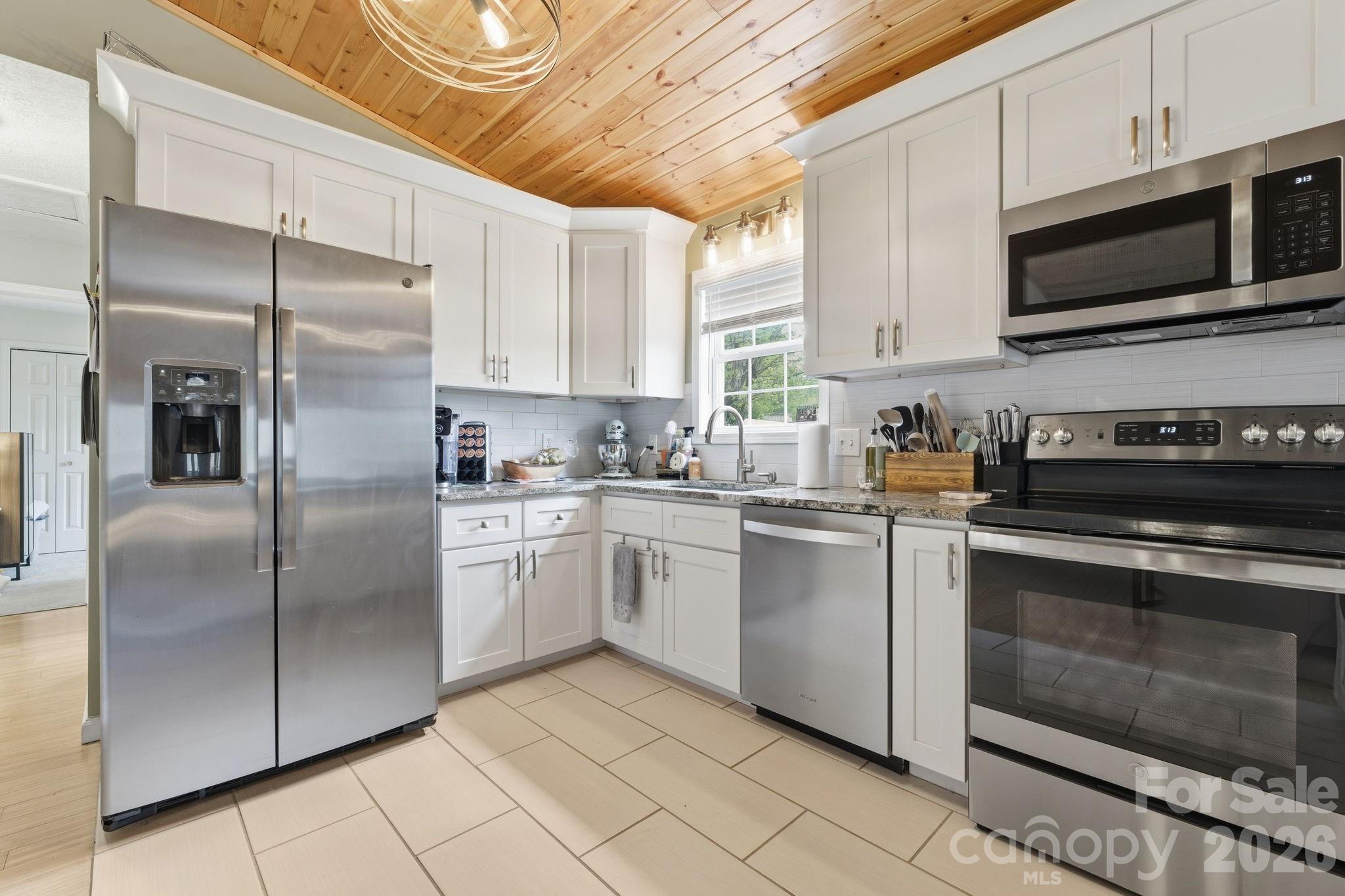 81 Bullfrog Cove Road Sylva NC 28779