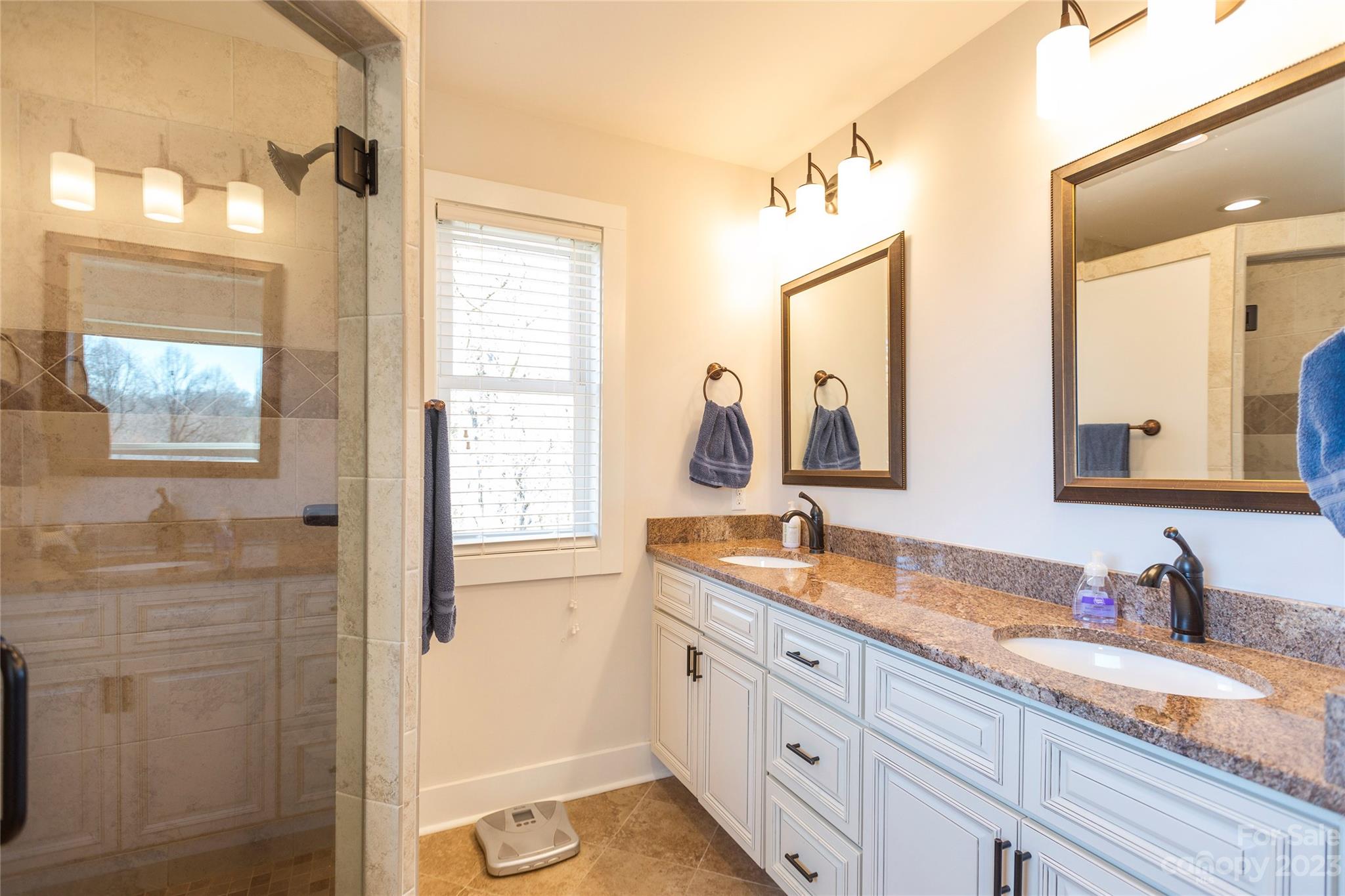 31 Central Avenue W Asheville NC 28806