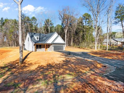 635 Fiber Acres A Street Cleveland NC 27013