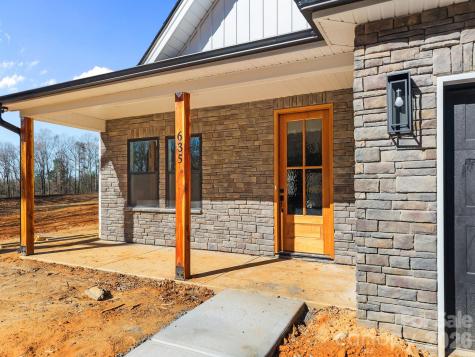 635 Fiber Acres A Street Cleveland NC 27013