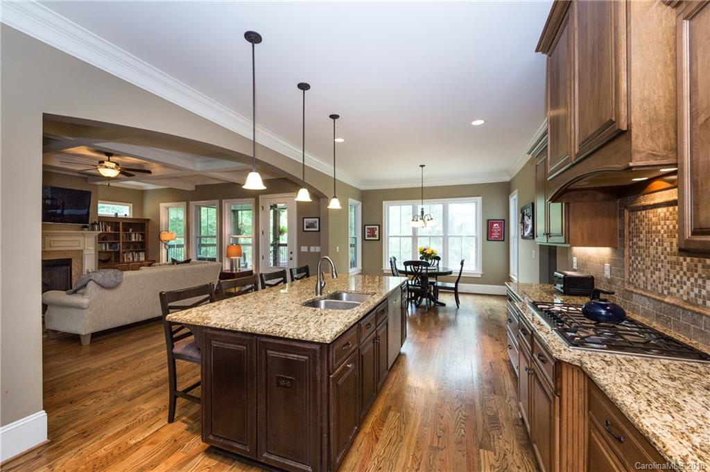 147 E Cold Hollow Farms Drive Mooresville NC 28117
