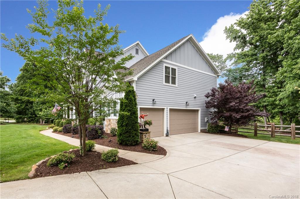 147 E Cold Hollow Farms Drive Mooresville NC 28117