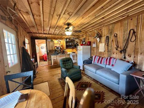 38 Buchanan Hill Road Bakersville NC 28705