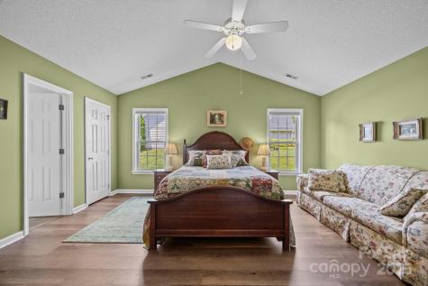 296 Planters Creek Road Fletcher NC 28732