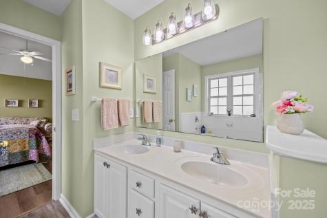 296 Planters Creek Road Fletcher NC 28732