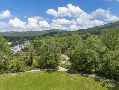 296 Planters Creek Road Fletcher NC 28732