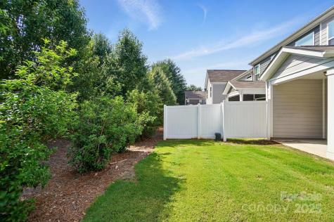 8018 Saluda Drive Charlotte NC 28269