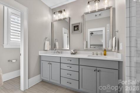 2815 Hillside Springs Drive Charlotte NC 28209