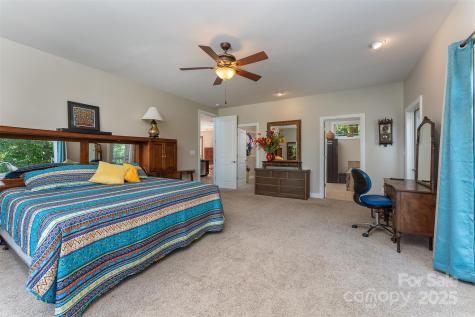 18 Timber Moss Drive Asheville NC 28804