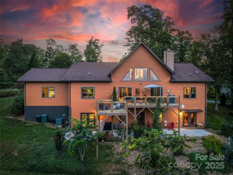 18 Timber Moss Drive Asheville NC 28804
