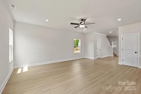 3441 Robindale Drive Winston Salem NC 27107