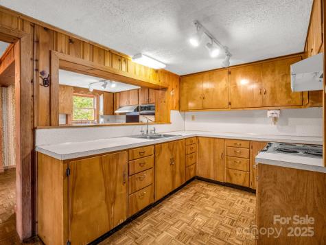 52 Loomis Avenue Asheville NC 28803