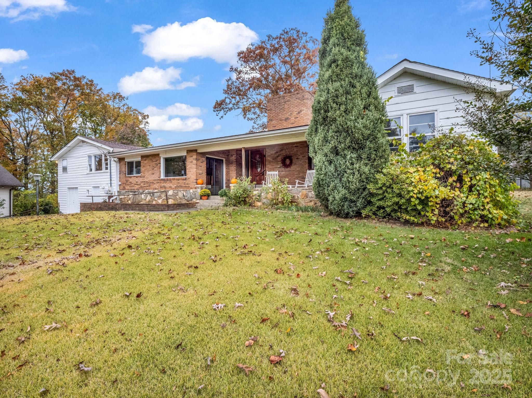 52 Loomis Avenue Asheville NC 28803