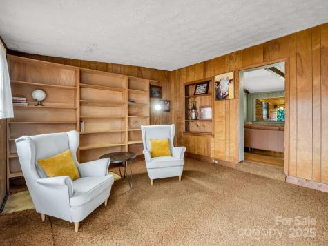 52 Loomis Avenue Asheville NC 28803