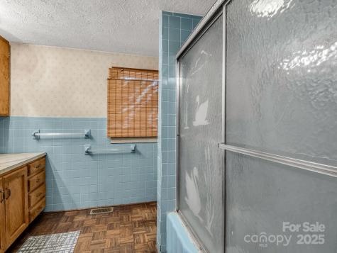 52 Loomis Avenue Asheville NC 28803