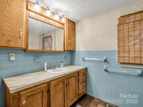 52 Loomis Avenue Asheville NC 28803