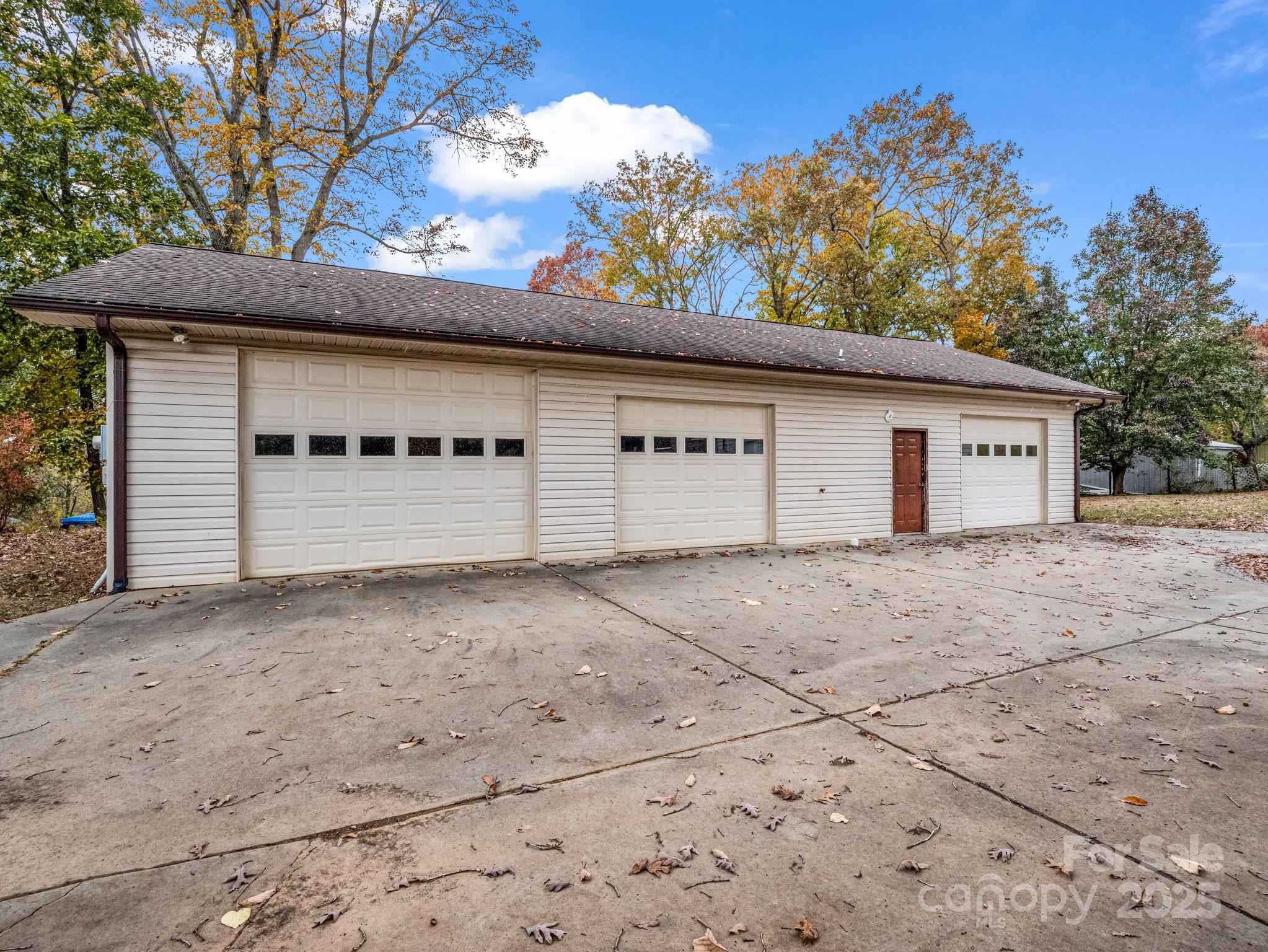 52 Loomis Avenue Asheville NC 28803